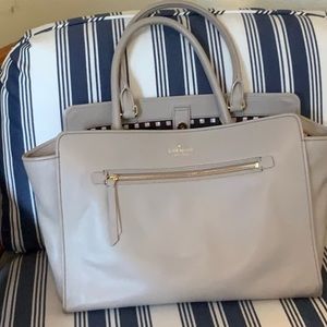 Spacious Kate Spade satchel in grey.